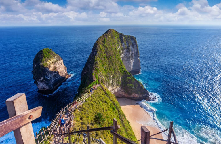 5 Most Beautiful Islands in Asia