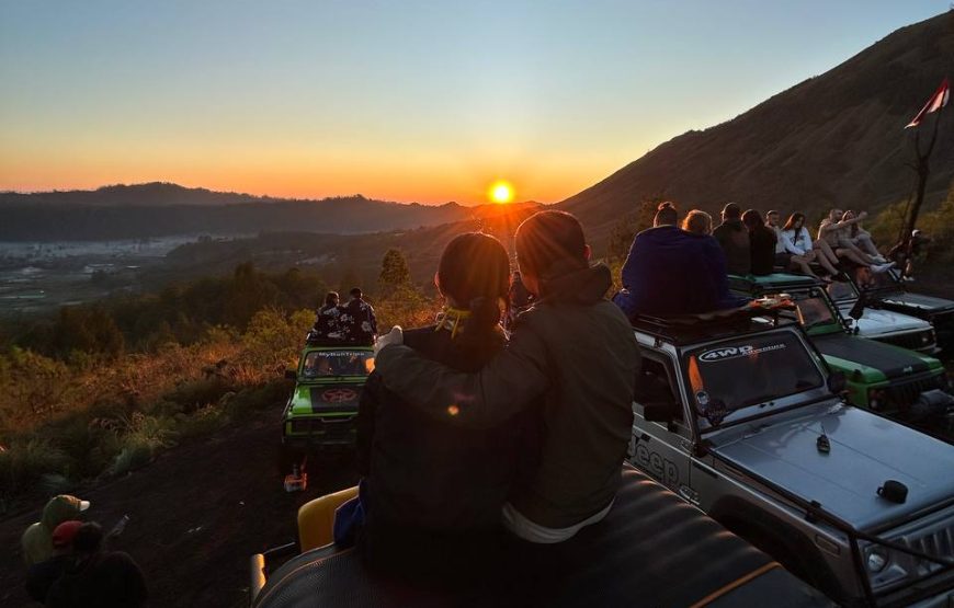 Sunrise Jeep Tour