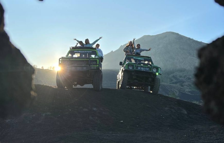 Sunrise Jeep Tour