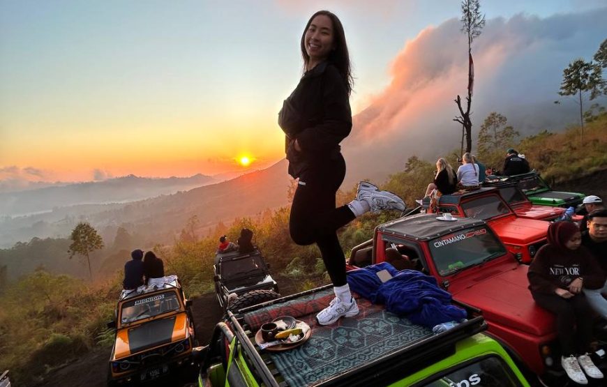 Sunrise Jeep Tour